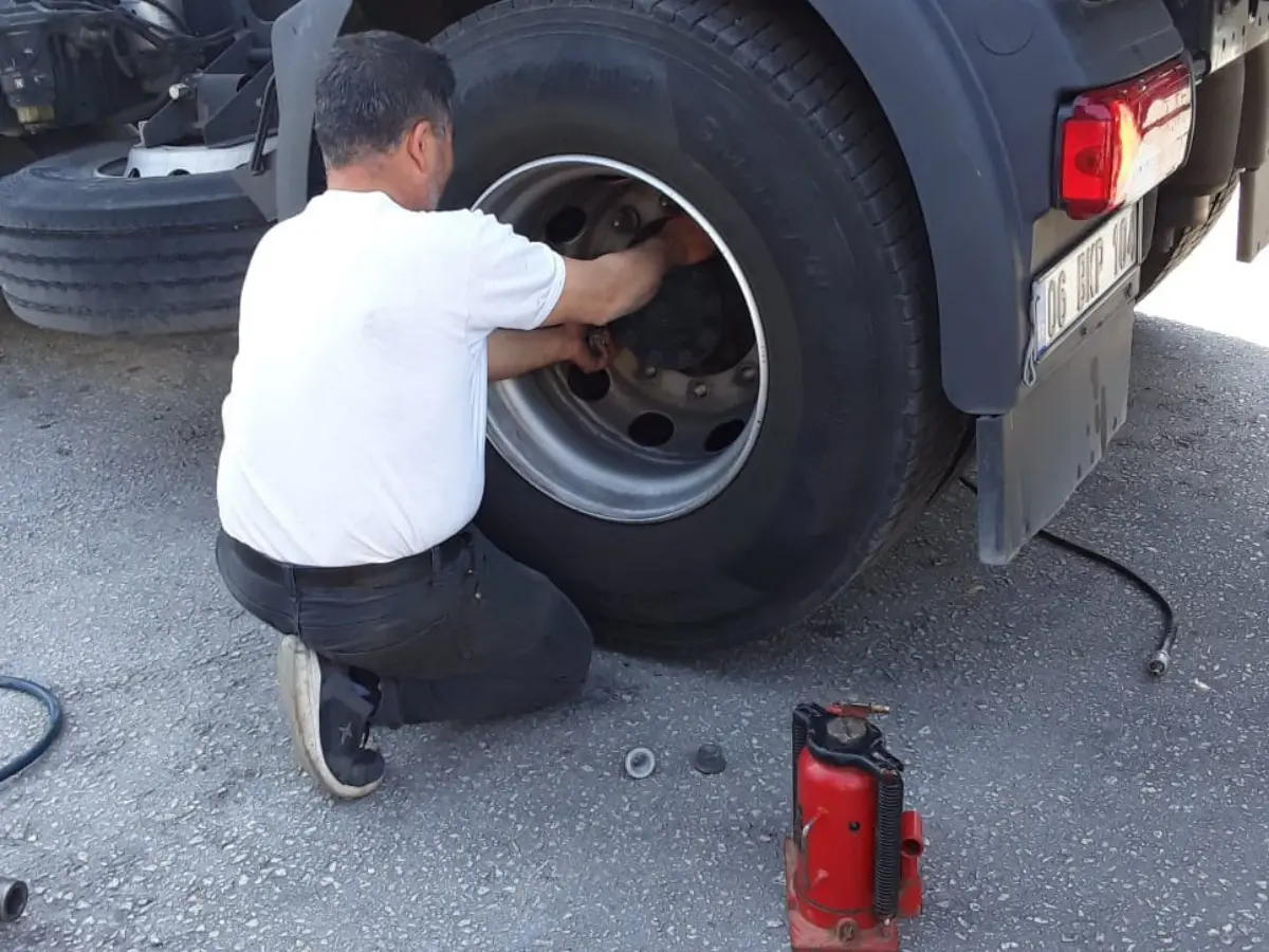 Kabataş Oto Lastikçi