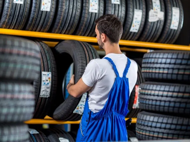 Kabataş Oto Lastikçi